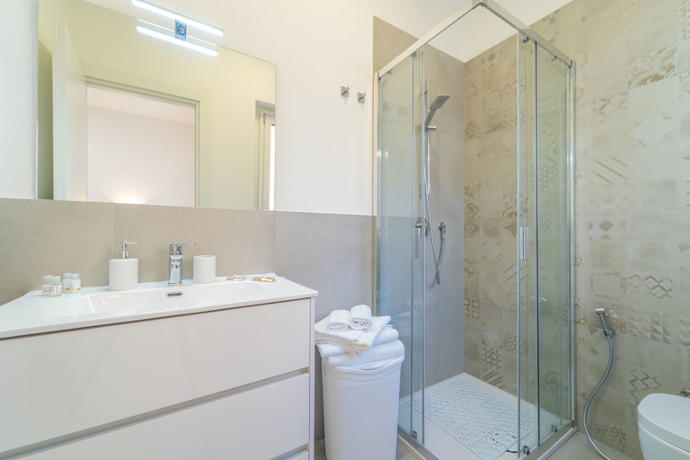 Bathroom, Relax Flatroom 22, Olbia-Tempio