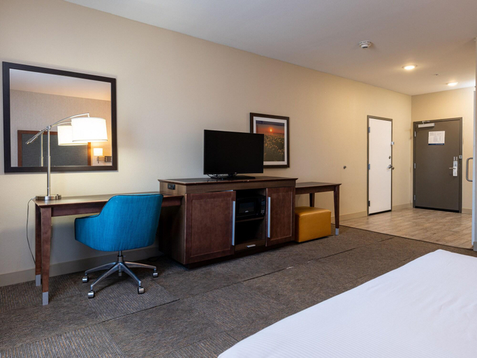 Bedroom 4, Quality Inn - Pratt, Pratt