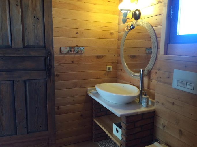 Bathroom 5, Ambar Evleri, Kaş