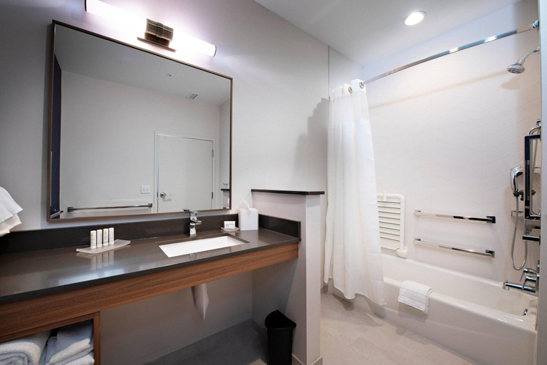 Bathroom 4, Fairfield Inn & Suites by Marriott Dayton North, Montgomery