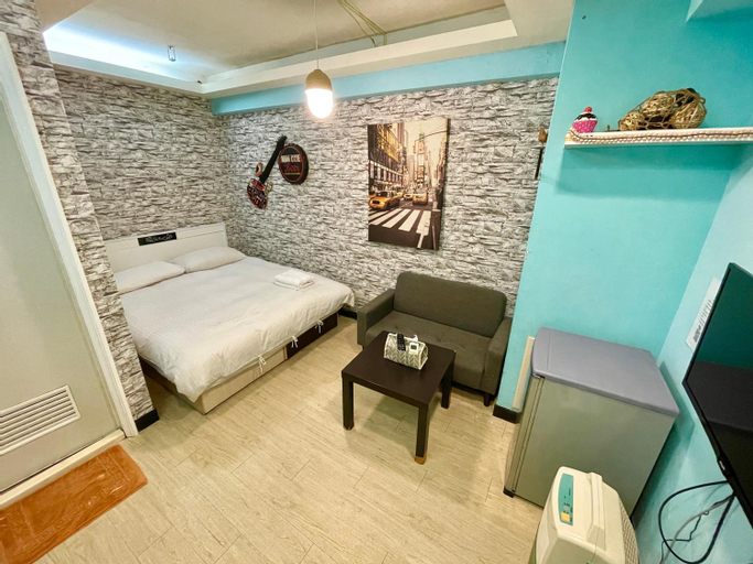 Bedroom 6