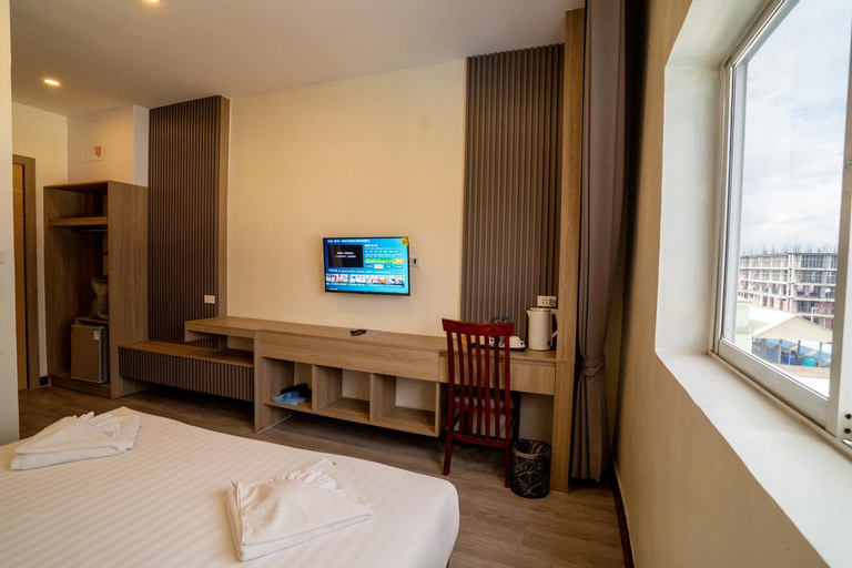 Bedroom 8