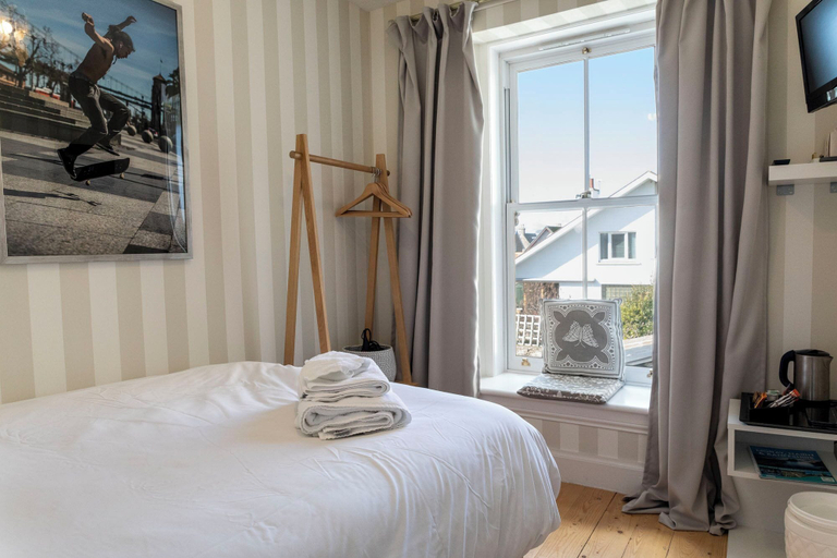 Bedroom 2, Cawdor House, Highland