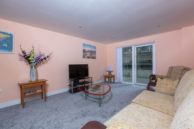 Others 5, Meridian Bay Apartment, Swansea