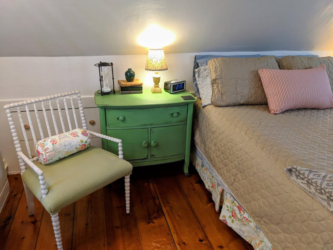 Bedroom 2, Inns at Blackberry Common, Knox