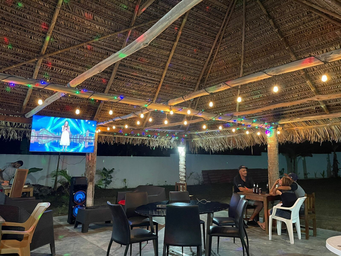 Food & Drinks 5, Villa Las Mellizas, Barú