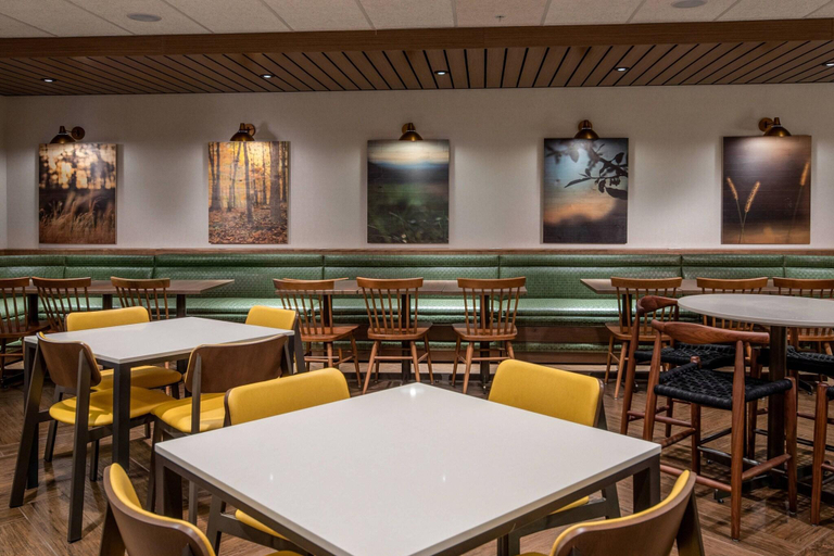 Food & Drinks 5, Fairfield Inn & Suites by Marriott Little Rock Air, Pulaski