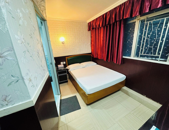 Others 3, Tai Tung Hostel, Kowloon