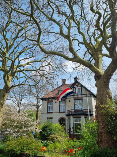 Others 2, B&B Slapen bij de burgemeester, Langedijk