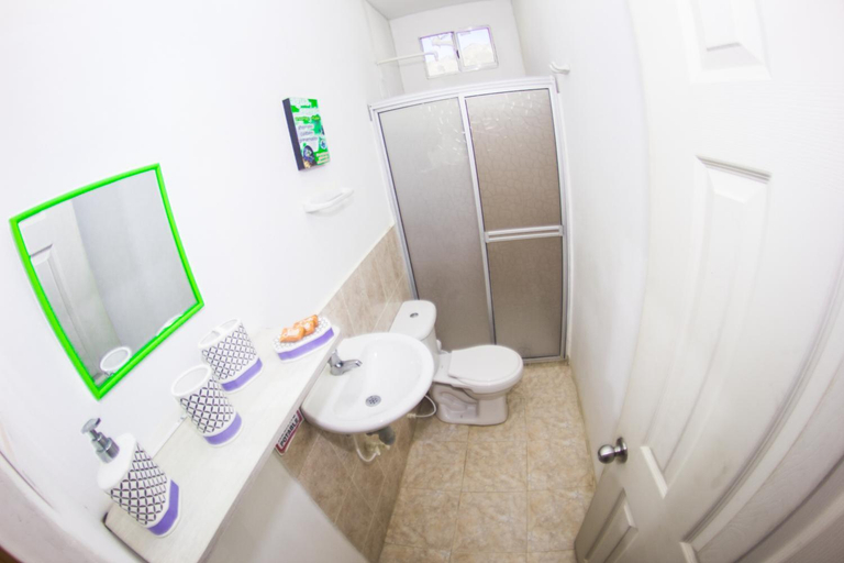 Bathroom, Hotel Taganga Dive Santa Marta, Santa Marta (Dist. Esp.)