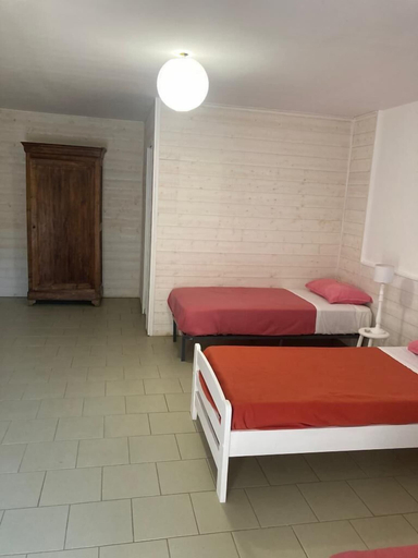 Bedroom 3, Le Presbytère, Sarthe