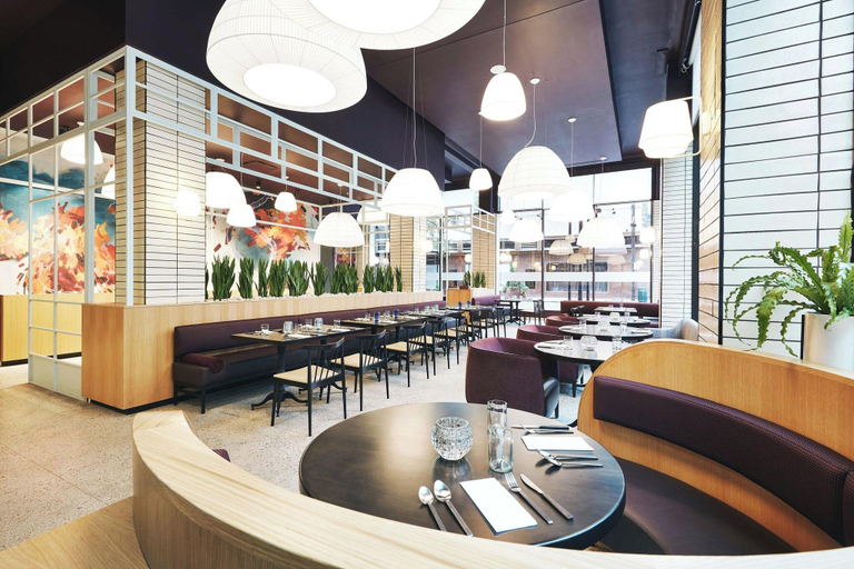 Food & Drinks 5, Kinley Cincinnati Downtown, a Tribute Portfolio Ho, Cincinnati