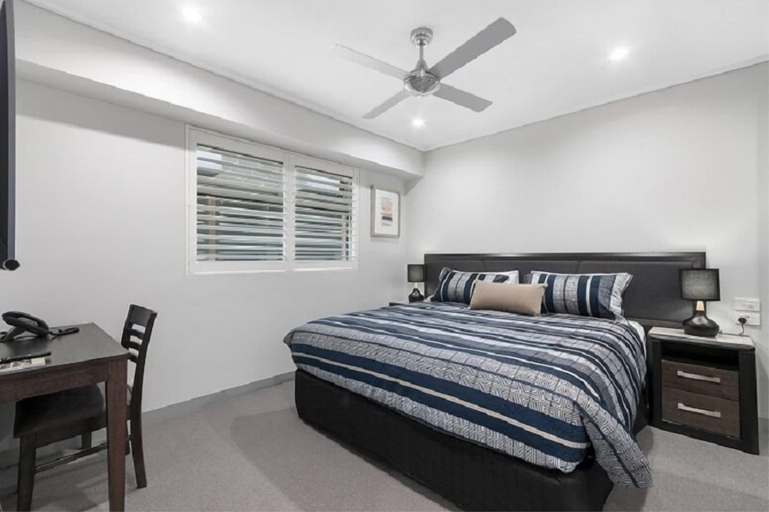 Bedroom 4, Bridges on Argyle Motel & Apartments, Latrobe - Traralgon