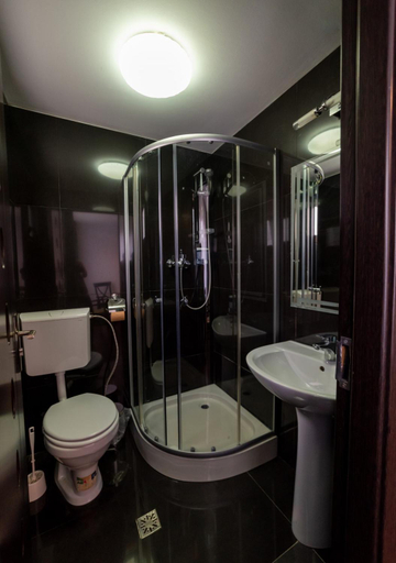 Others 2, Escala Rooms, Ghimbav
