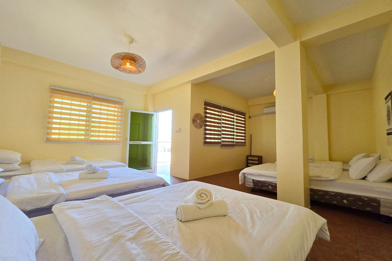 Bedroom 3, Surfside hostel LU Surftown, San Juan