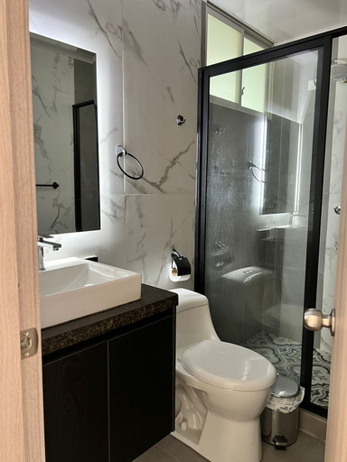 Bathroom 4, Hotel Amazonas Suite, Lago Agrio