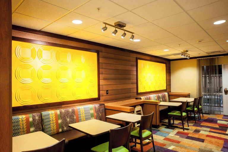 Food & Drinks 5, Fairfield Inn Suites Clovis, Curry
