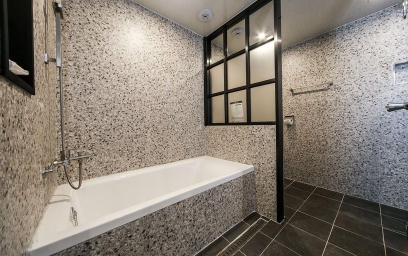 Bathroom 24