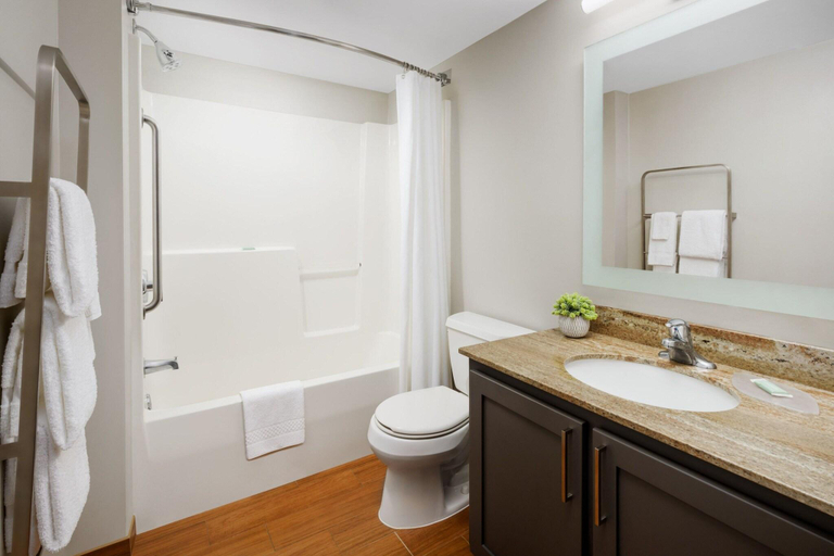 Bathroom 4, Towneplace Suites By Marriott Horsham, Montgomery