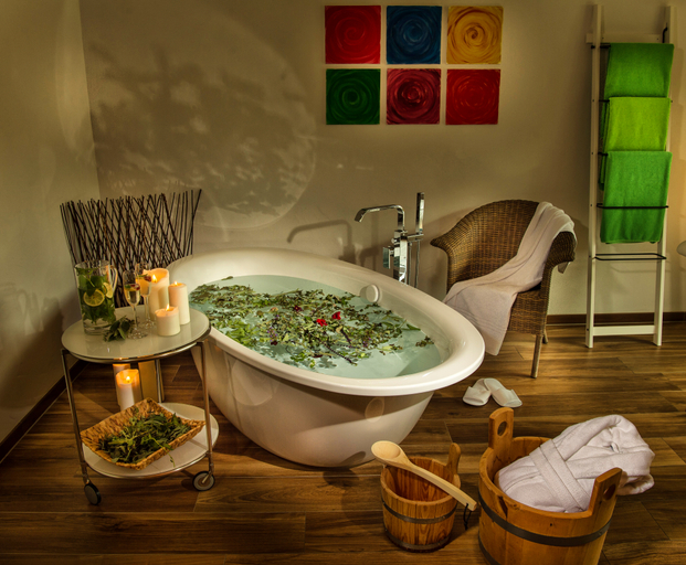 Bathroom 4, Bayern Resort Hotel & Apartments, Garmisch-Partenkirchen