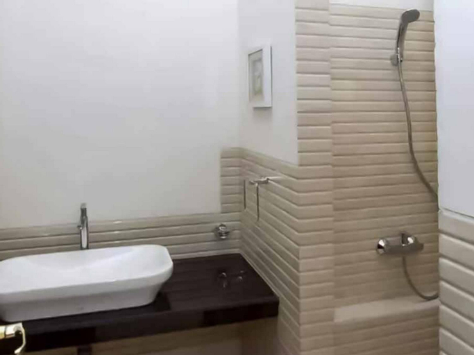 Bedroom 4, Bangka Suite Mitra RedDoorz, South Jakarta