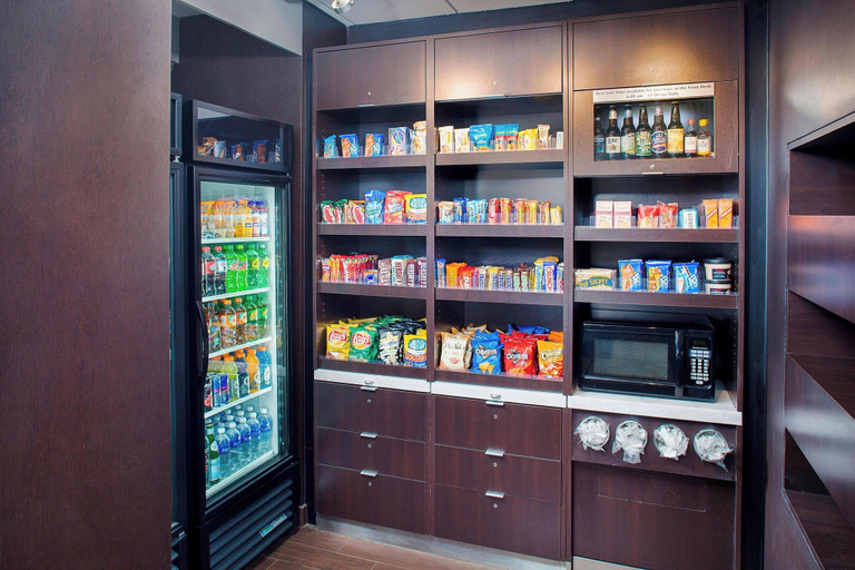 Food & Drinks 1, Courtyard By Marriott Roanoke Airport, Roanoke City