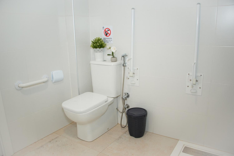 Bathroom 3, Soraya's Place - Chopin 5, Valencia