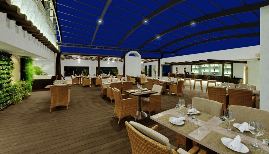 Food & Drinks 5, The Fern Residency, MIDC, Pune, Pune