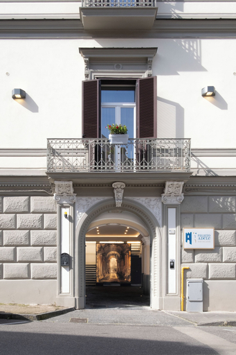 Palazzo Adele Rooms & Apartments, Napoli