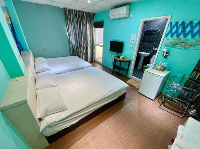 Bedroom 12
