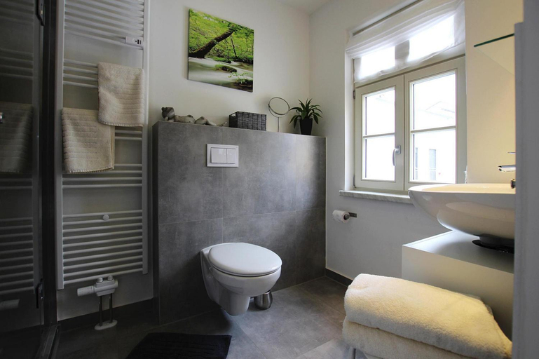 Bathroom 3, Ferienwohnung am Goethepark in Leipzig, Leipzig