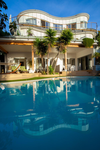 Others 2, Ocean Lounge, City of Cape Town