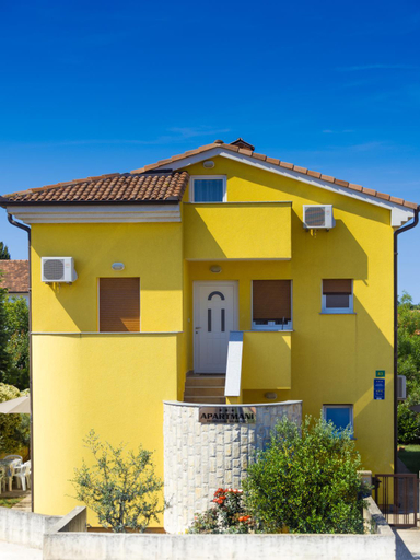 Others 2, Apartments Manuela, Pula
