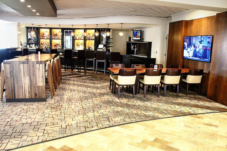 Food & Drinks 5, Marriott Ann Arbor Ypsilanti at Eagle Crest, Washtenaw