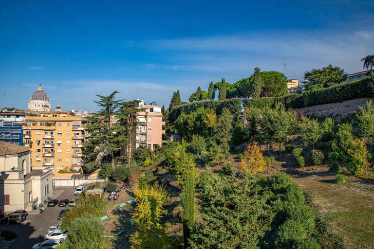 Exterior & Views 2, Bloom Hotel Rome, Rome
