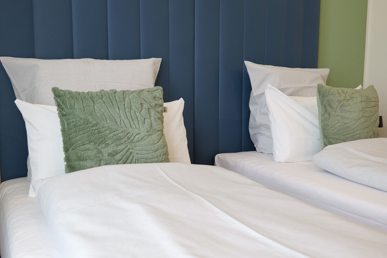 Bedroom 3, Reos Hotel Isny, Ravensburg