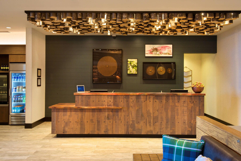 Public Area 2, SpringHill Suites Bend, Deschutes