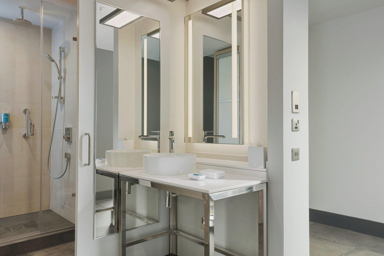 Bathroom 4, Aloft by Marriott Aberdeen TECA, Aberdeen