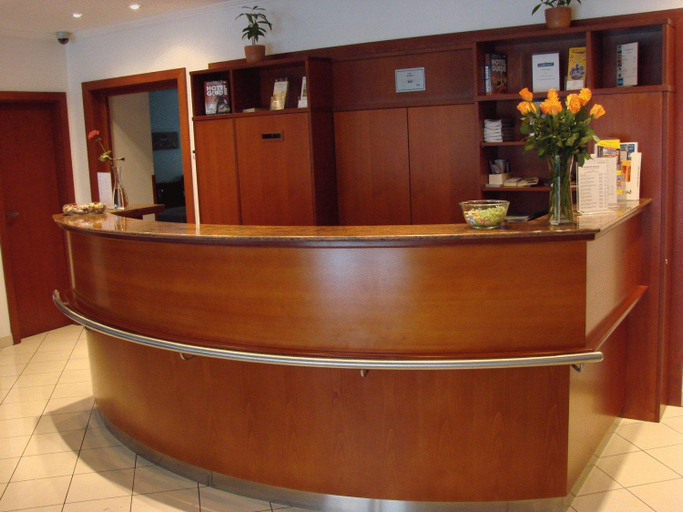 Public Area 2, Hotel Coronet, Praha 5