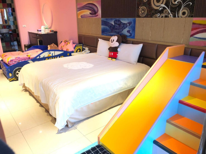 Bedroom 6