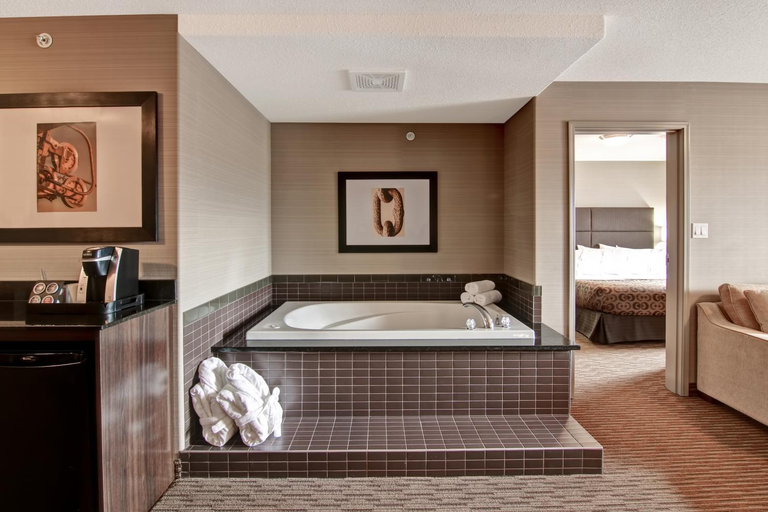 Bathroom 4, Canalta Lac La Biche, Division No. 12