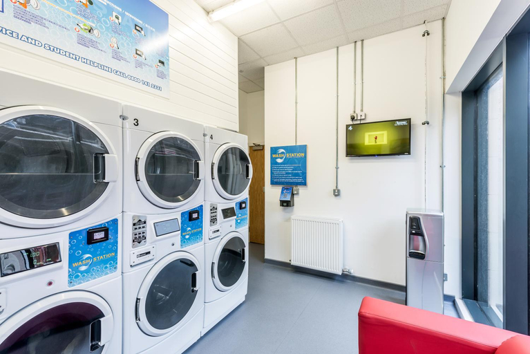 Bathroom 5, Destiny Student – Shrubhill (Campus Accommodation), Edinburgh
