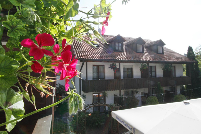 Others 5, Hotel Neumayr, München