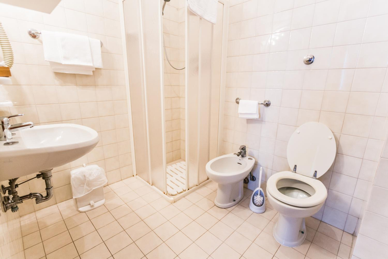 Bathroom, Il Castagno, Pesaro E Urbino