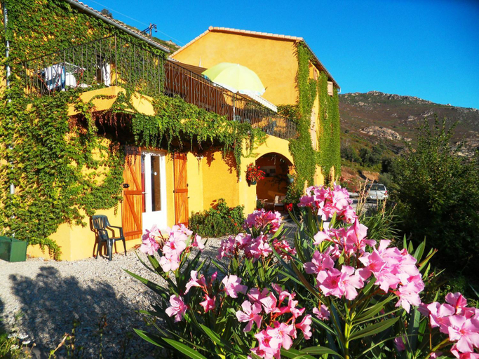 Others 4, A Pianella, Haute-Corse