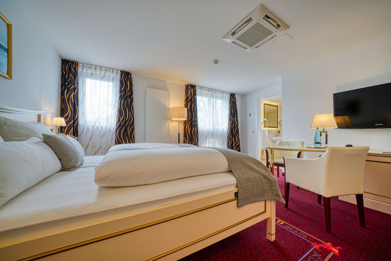 Bedroom 2, Hotel Seeblick Wismar, Nordwestmecklenburg
