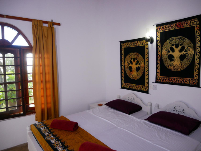 Bedroom 3, Sunchaser Beach Hotel, Tangalle