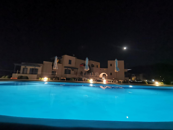 Others 3, Amodari studios on the beach, South Aegean