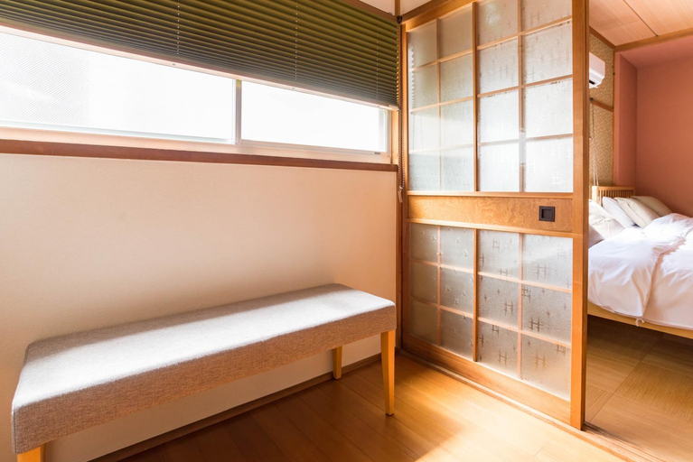 Bedroom 2, Tino Kawara, Osaka