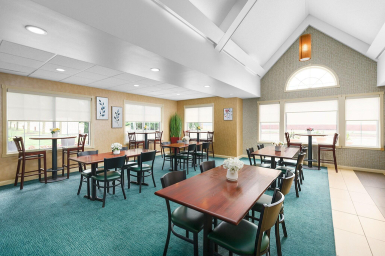 Food & Drinks 5, Residence Inn Philadelphia Montgomeryville, Montgomery